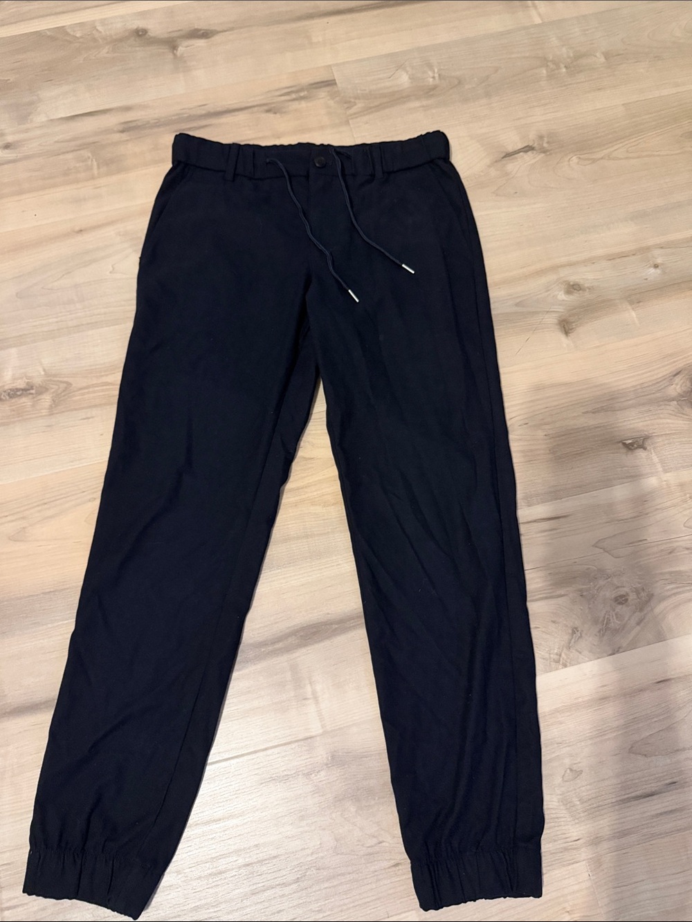size 30 MNG navy  joggers